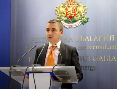 Александър Николов: Има война срещу министерството на енергетиката 