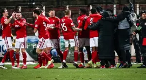 {{ otherArticle[0].article.title }}