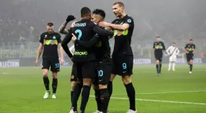 Интер се утвърди на върха с победа над корав съперник, Рома пак вбеси Моуриньо в Серия А