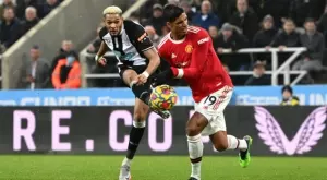 {{ otherArticle[0].article.title }}