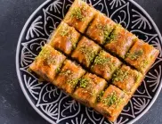 Бърза, но също толкова вкусна рецепта, за баклава с нарязани кори