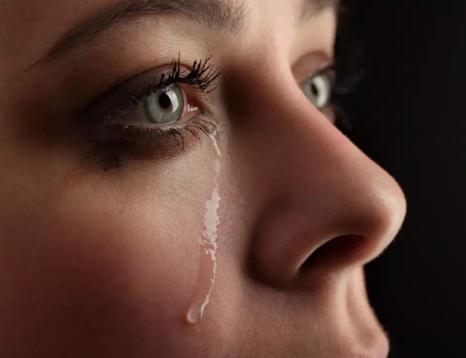 Сълзите са полезни. Защо да плачем и от тъга, и от радост?