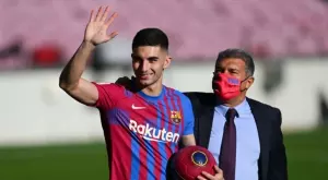 {{ otherArticle[0].article.title }}