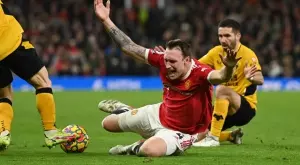 Манчестър Юнайтед иска поне 15 милиона паунда за Фил Джоунс