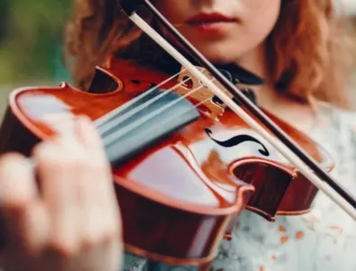Как да се научим да свирим добре на цигулка – полезни насоки и информация