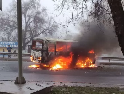 НА ЖИВО: Бунтовете в Казахстан: Десетки убити протестиращи, има загинали полицаи