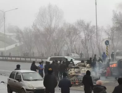 Заради събитията в Казахстан обявиха повишена терористична опасност в Байконур 