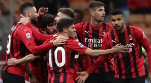 Милан поглежда към ПСЖ за централен защитник