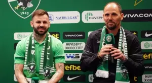 {{ otherArticle[0].article.title }}