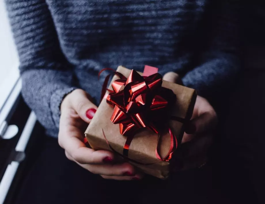 Кои са най-добрите подаръци за родените до края на януари?