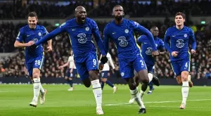 {{ otherArticle[0].article.title }}