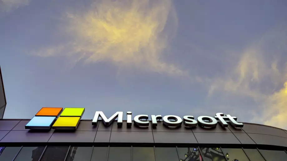 Microsoft инвестира 50 млн. долара в компания, произвеждаща гориво за самолети от алкохол