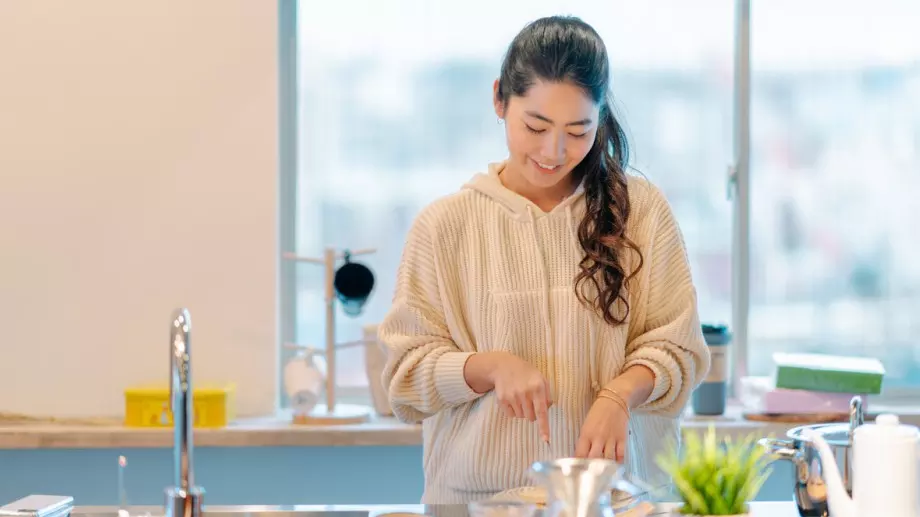 Дървената лъжица ще предпази тенджерата с вода от кипване и преливане