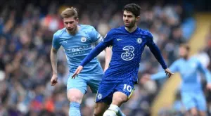 {{ otherArticle[0].article.title }}