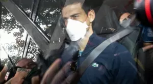 {{ otherArticle[0].article.title }}