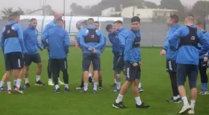 {{ otherArticle[0].article.title }}