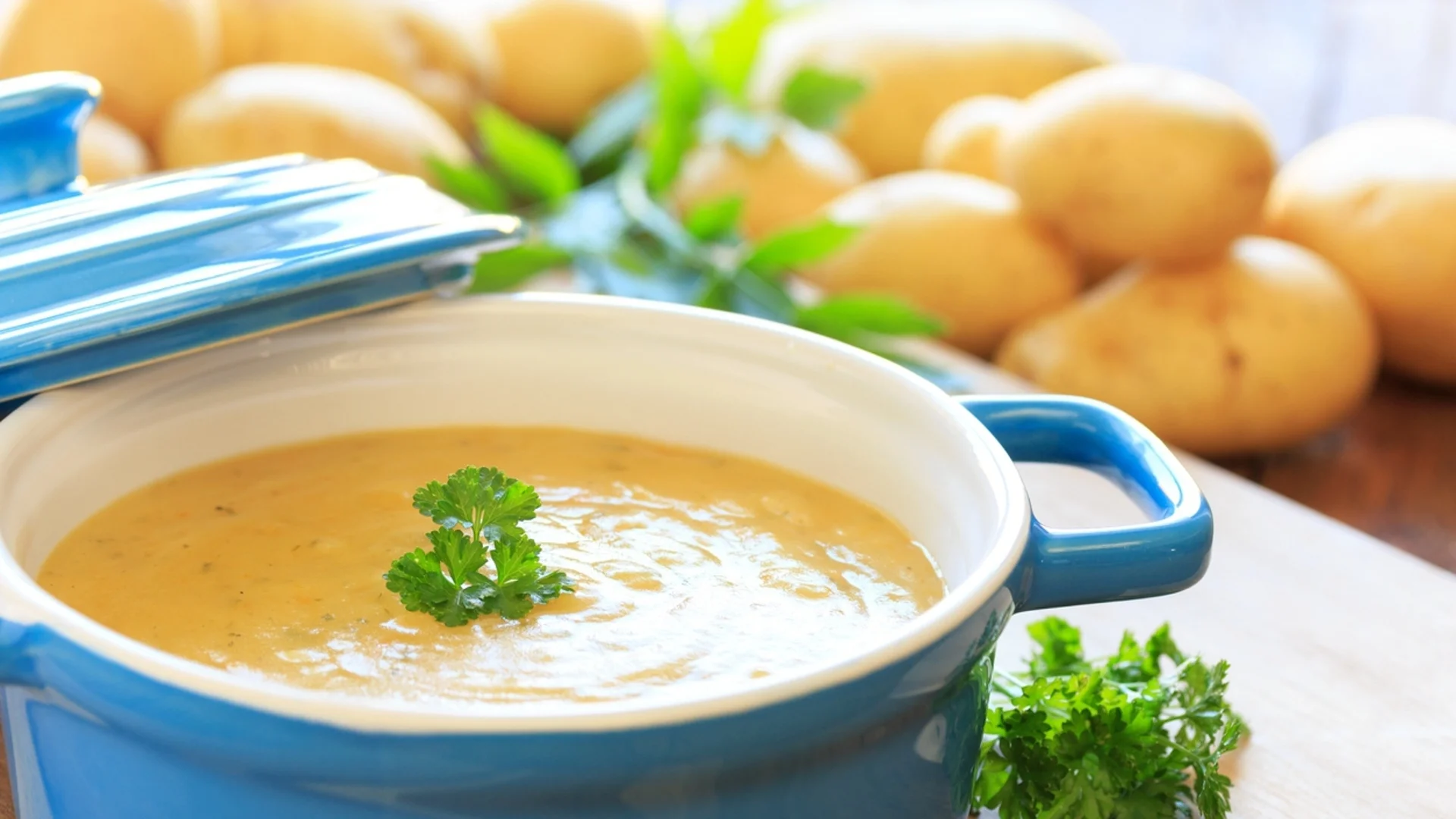 Ароматна картофена супа по селски