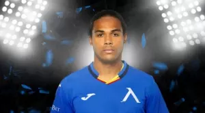 {{ otherArticle[0].article.title }}