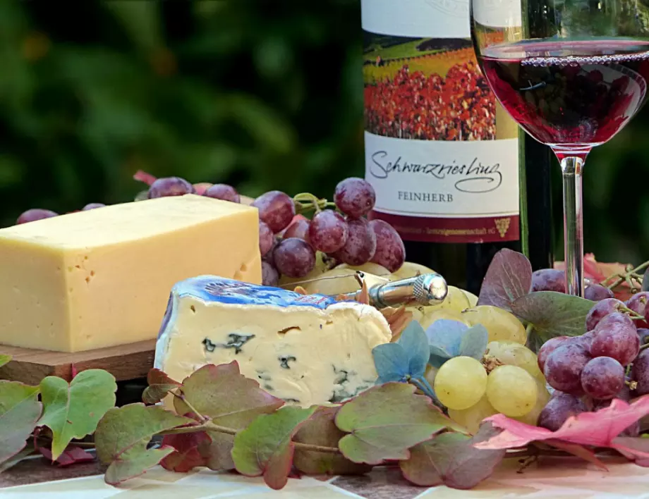 Съвети: Кое сирене да изберем за любимото си вино