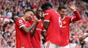 {{ otherArticle[0].article.title }}