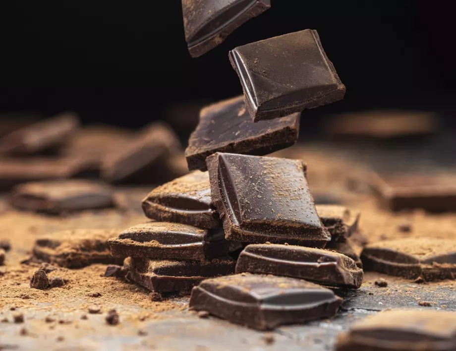Ползите от едно парченце черен шоколад на ден са огромни - ето какви са!