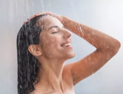 Миенето на косата само с вода – кога се прави?