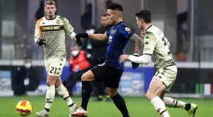 Интер постигна инфарктна победа у дома си срещу Венеция 