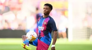 {{ otherArticle[0].article.title }}