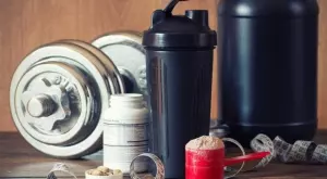 {{ otherArticle[0].article.title }}