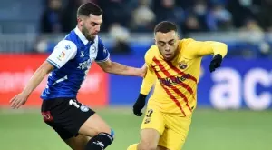 {{ otherArticle[0].article.title }}