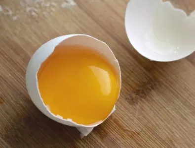Този бабин лек с яйце ще ви избави дори от най-упоритата кашлица