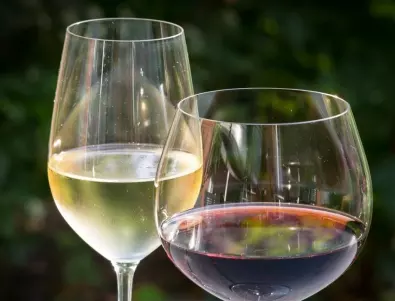 Наистина ли бялото вино вдига кръвното?