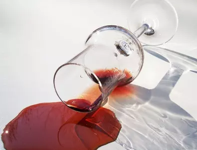 Домашни методи за премахване на петна от вино
