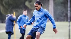 {{ otherArticle[0].article.title }}