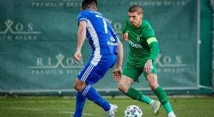 {{ otherArticle[0].article.title }}