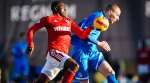 {{ otherArticle[0].article.title }}