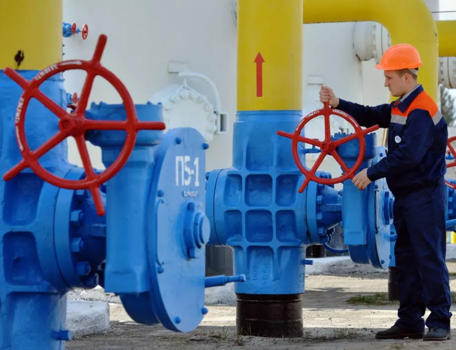 Русия спира газа: Европа ще е по-зле от България, няма да имаме проблем и с тока, казва енергийният министър