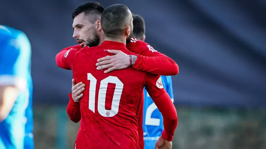 ЦСКА се завърна в България, Турицов е оптимист за новия сезон