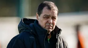 {{ otherArticle[0].article.title }}