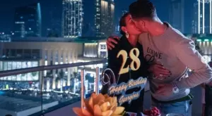 Луксът ги успокоява! Кристиано Роналдо и Джорджина влюбени в десерт, струващ 25 000 долара