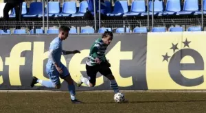 {{ otherArticle[0].article.title }}