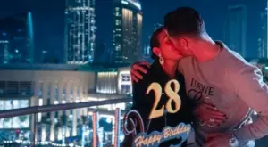 {{ otherArticle[0].article.title }}