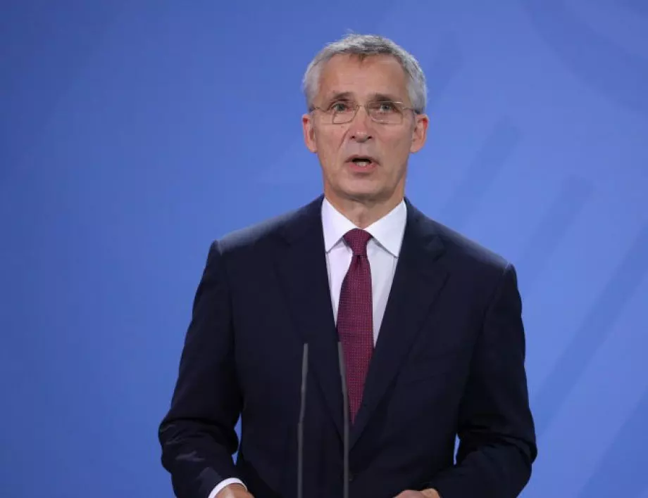 Столтенберг: Очаква се утре НАТО да одобри изпращането на нови бойни групи в България и още три страни