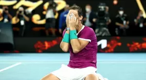 {{ otherArticle[0].article.title }}