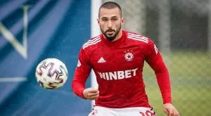 Футболистът на ЦСКА Георги Йомов е дал още една проба, чакат се новини до 2 седмици?