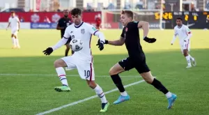 {{ otherArticle[0].article.title }}