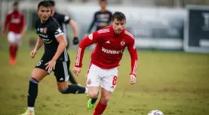 {{ otherArticle[0].article.title }}