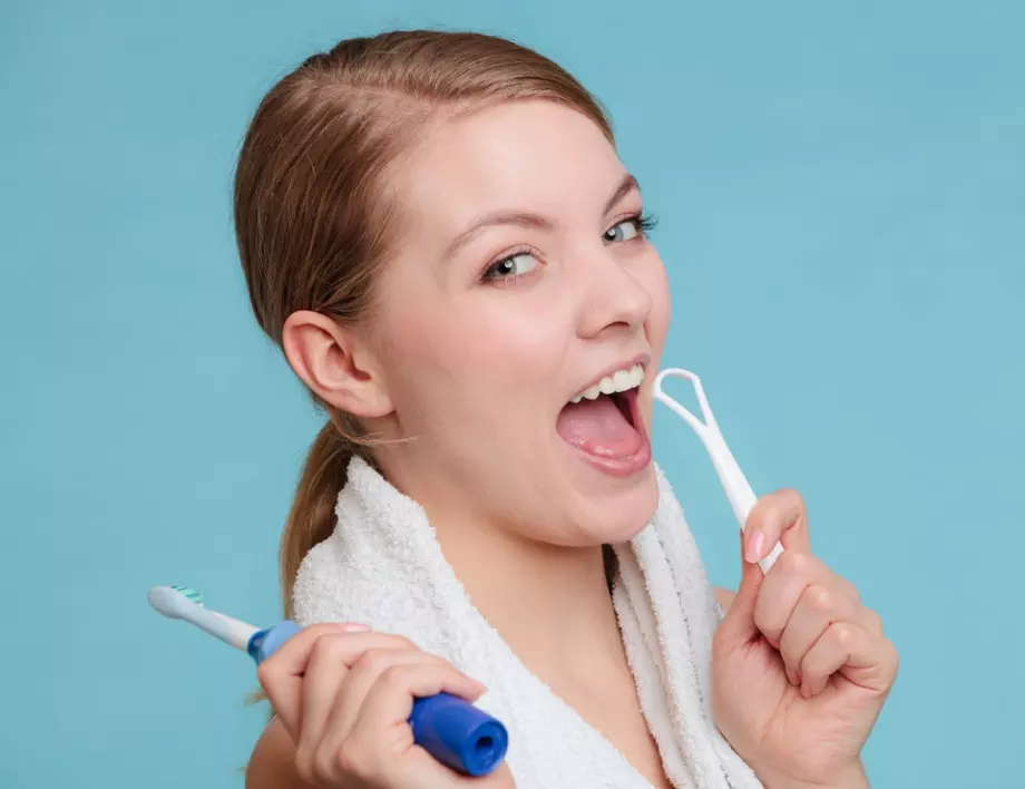 Стоматолог посочи колко често трябва да сменяме четката си за зъби