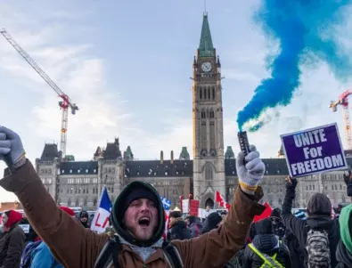  „Конвоят на свободата“: Търсят се още камиони за обсада на Квебек