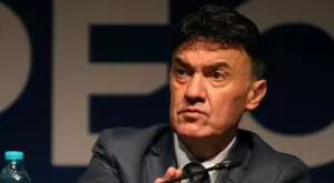 {{ otherArticle[0].article.title }}